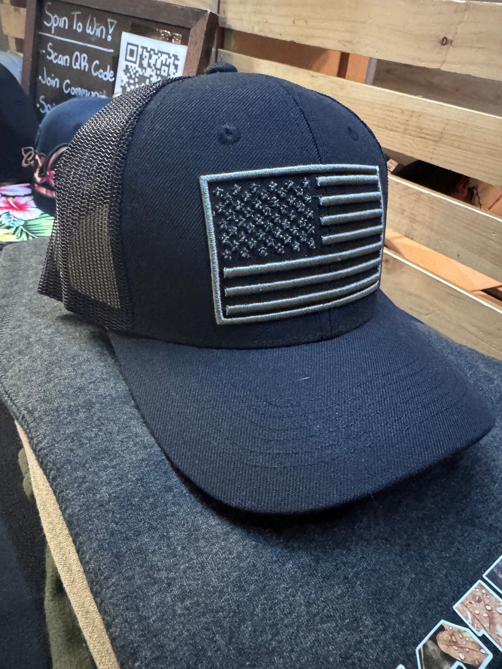AMERICAN FLAG Hat
